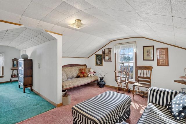 464 N Pine Street, Janesville, WI 53548