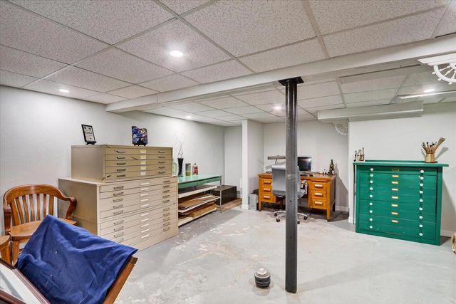 464 N Pine Street, Janesville, WI 53548