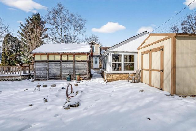 464 N Pine Street, Janesville, WI 53548