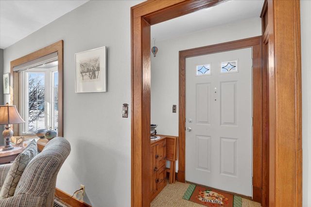 464 N Pine Street, Janesville, WI 53548