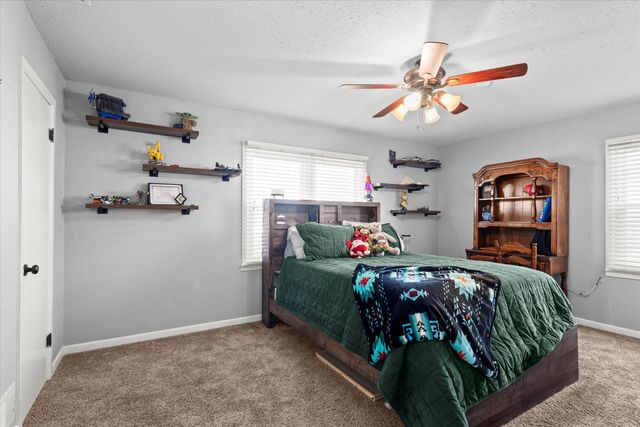 110 W Monroe Street, Levelland, TX 79336