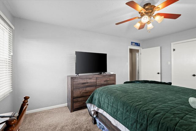 110 W Monroe Street, Levelland, TX 79336