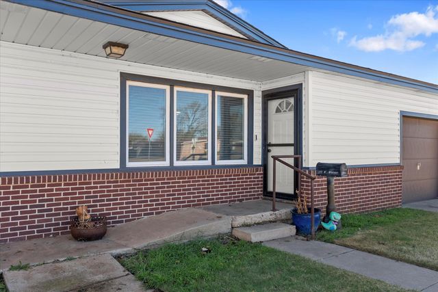 110 W Monroe Street, Levelland, TX 79336