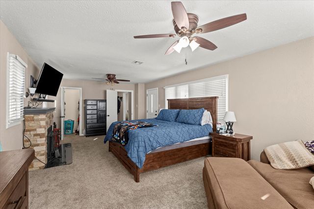 110 W Monroe Street, Levelland, TX 79336