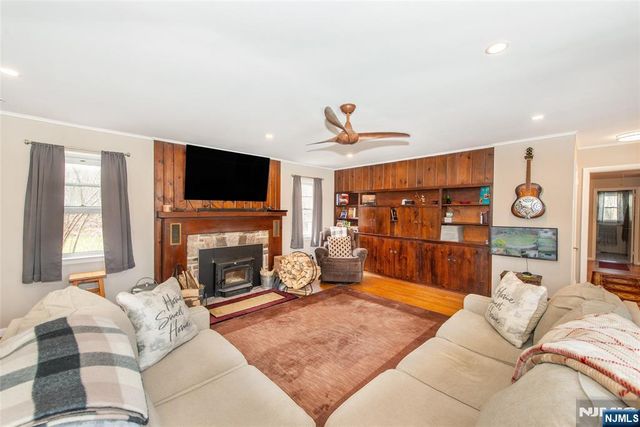 7 Stempert Road, Branchville, NJ 07826