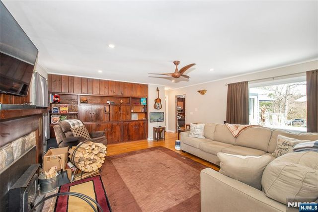 7 Stempert Road, Branchville, NJ 07826