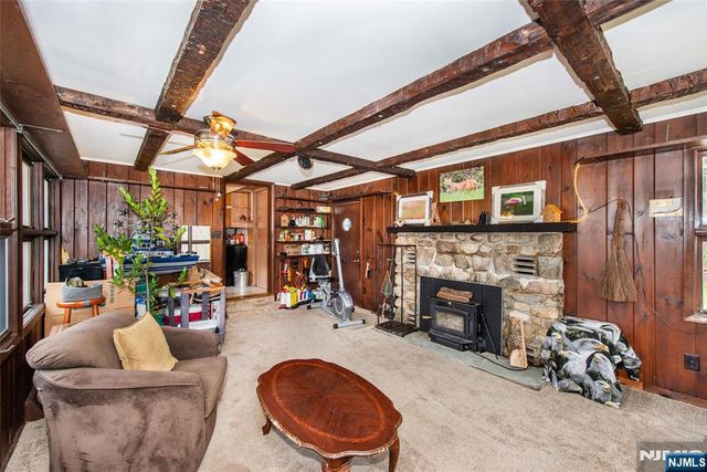 7 Stempert Road, Branchville, NJ 07826