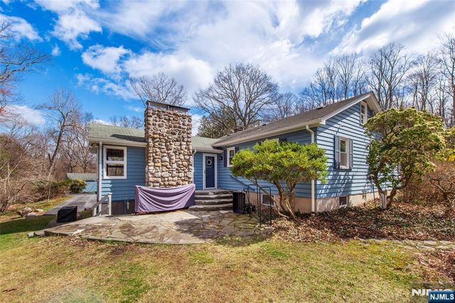 7 Stempert Road, Branchville, NJ 07826