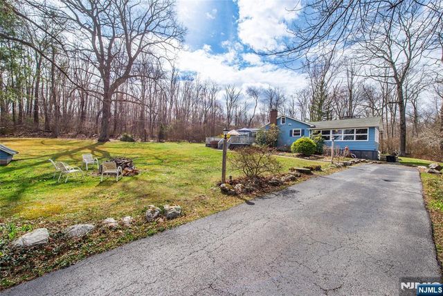 7 Stempert Road, Branchville, NJ 07826