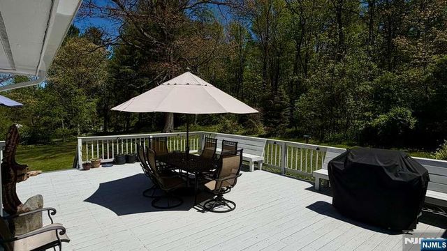 7 Stempert Road, Branchville, NJ 07826