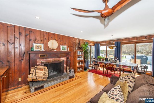7 Stempert Road, Branchville, NJ 07826