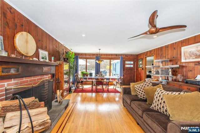 7 Stempert Road, Branchville, NJ 07826