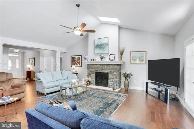 13 SPRINGDALE WAY, Mechanicsburg, PA 17050
