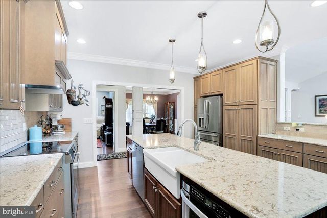 13 SPRINGDALE WAY, Mechanicsburg, PA 17050