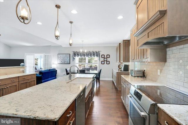 13 SPRINGDALE WAY, Mechanicsburg, PA 17050