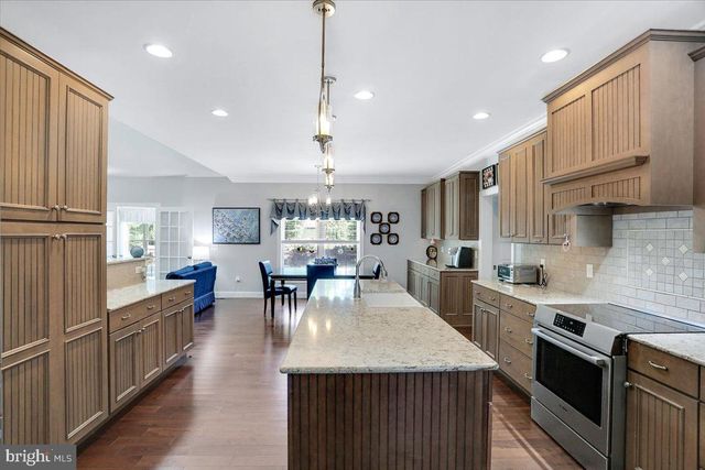 13 SPRINGDALE WAY, Mechanicsburg, PA 17050