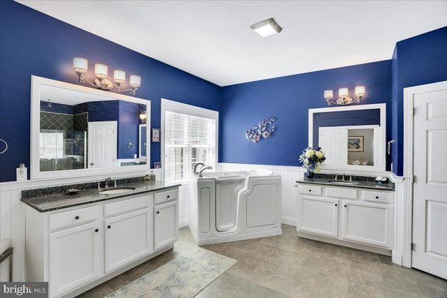 13 SPRINGDALE WAY, Mechanicsburg, PA 17050