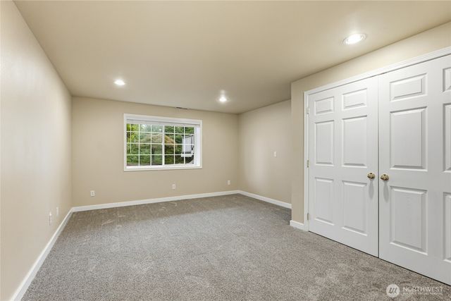 22525 141st Avenue SE, Kent, WA 98042