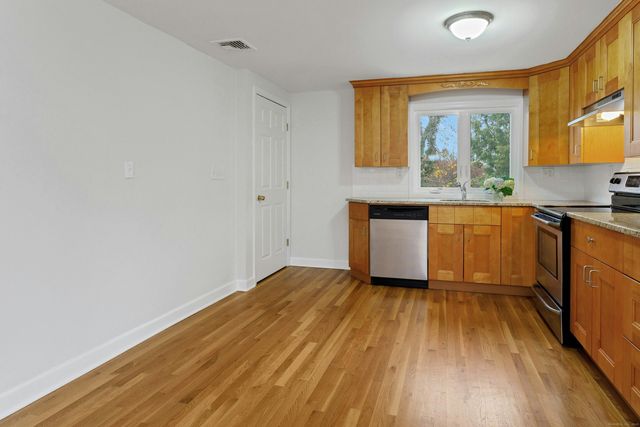 119 Forest Street, New Canaan, CT 06840