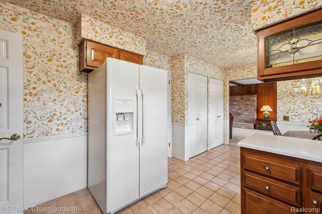 4142 Waterwheel Lane, Bloomfield Hills, MI 48302