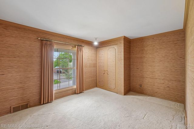 4142 Waterwheel Lane, Bloomfield Hills, MI 48302