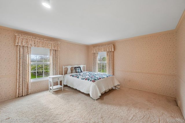 4142 Waterwheel Lane, Bloomfield Hills, MI 48302