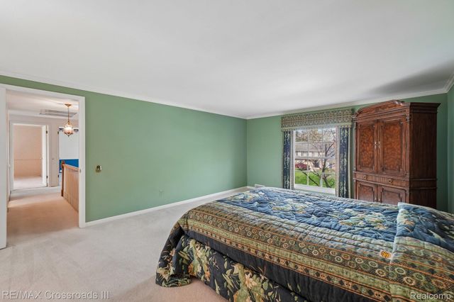 4142 Waterwheel Lane, Bloomfield Hills, MI 48302