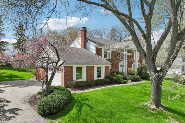 4142 Waterwheel Lane, Bloomfield Hills, MI 48302