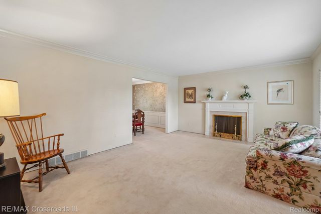4142 Waterwheel Lane, Bloomfield Hills, MI 48302