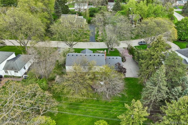 4142 Waterwheel Lane, Bloomfield Hills, MI 48302