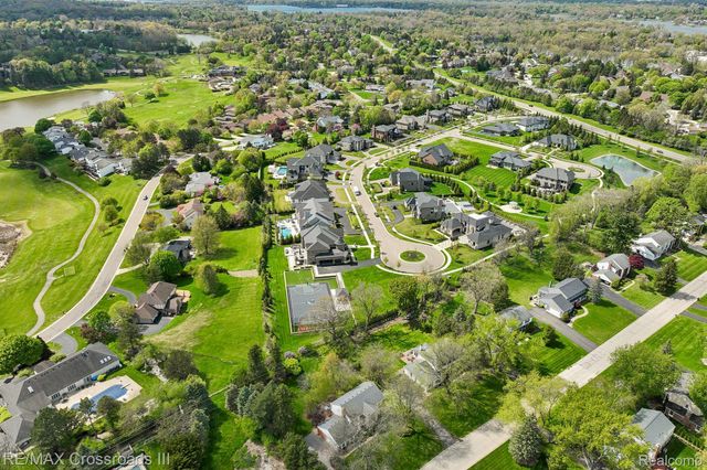 4142 Waterwheel Lane, Bloomfield Hills, MI 48302