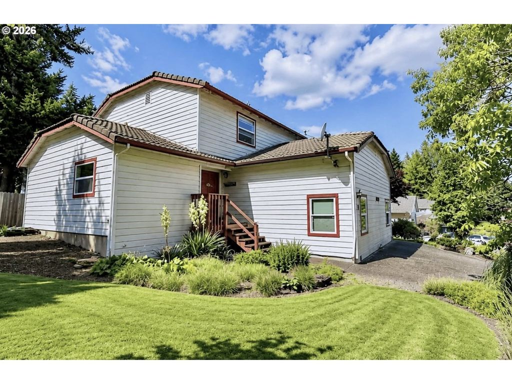 18402 Sw BURNS RIDGE Ct A, Beaverton, OR 97007