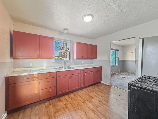 2105 Walker Avenue, Indianapolis, IN 46203