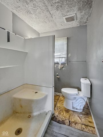 2105 Walker Avenue, Indianapolis, IN 46203