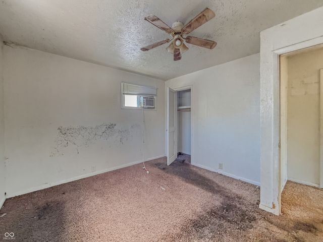 2105 Walker Avenue, Indianapolis, IN 46203