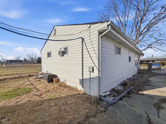 2105 Walker Avenue, Indianapolis, IN 46203