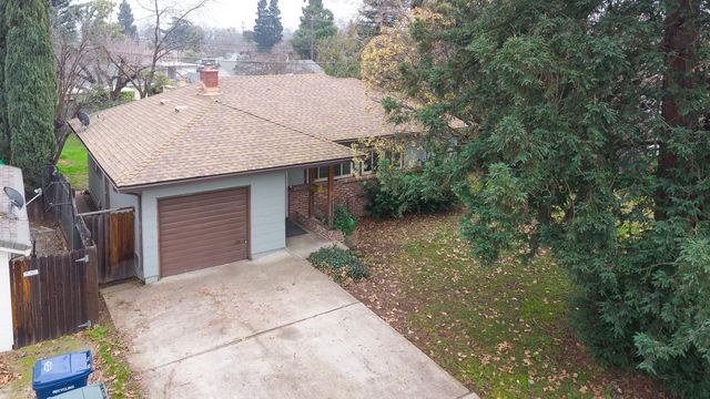 2560 Wright St, Sacramento, CA 95821