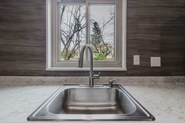 2560 Wright St, Sacramento, CA 95821