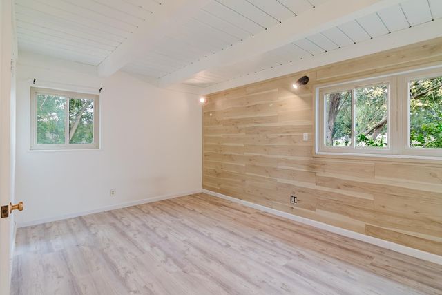 2560 Wright St, Sacramento, CA 95821