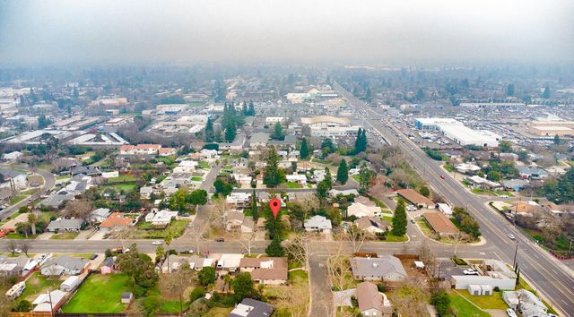 2560 Wright St, Sacramento, CA 95821