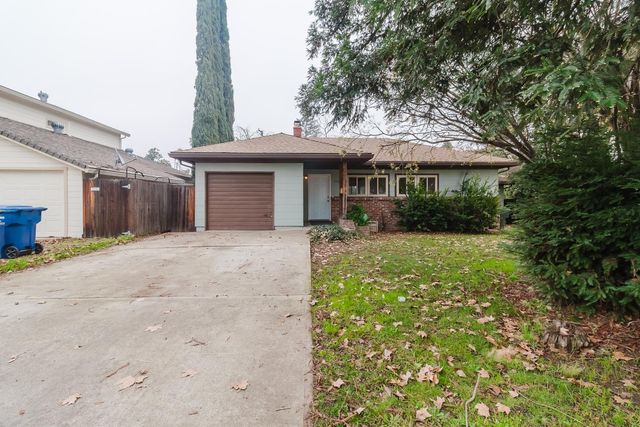 2560 Wright St, Sacramento, CA 95821