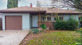 2560 Wright St, Sacramento, CA 95821