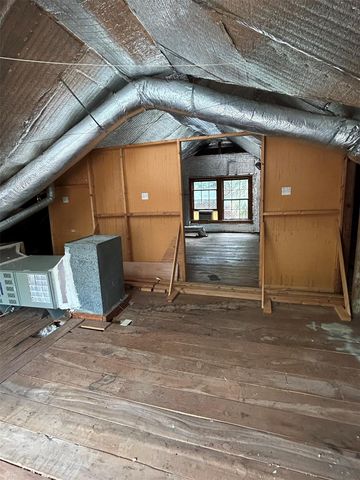 6614 Weslayan Street, West University Place, TX 77005