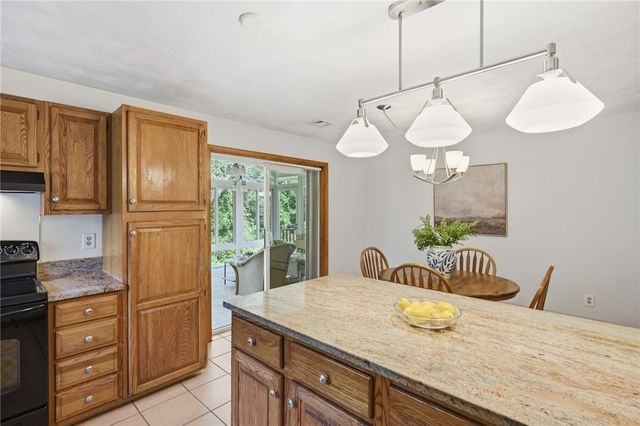 401 Gondola Avenue, Jamestown, RI 02835