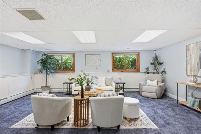 401 Gondola Avenue, Jamestown, RI 02835