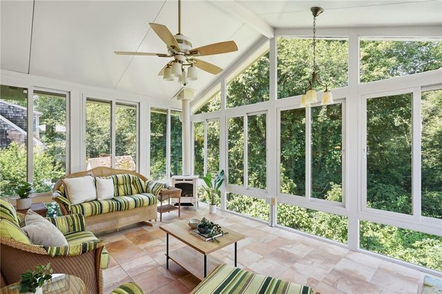 401 Gondola Avenue, Jamestown, RI 02835