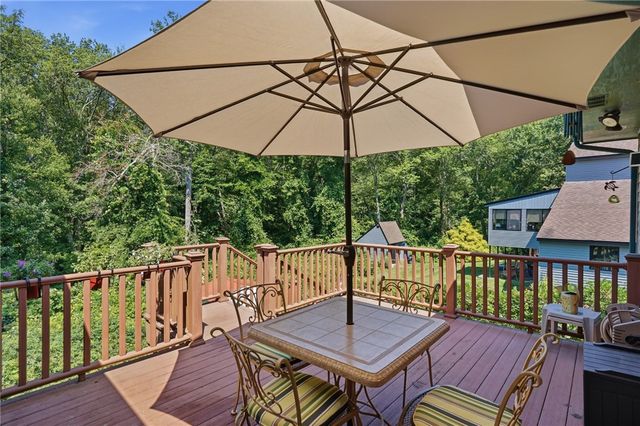 401 Gondola Avenue, Jamestown, RI 02835