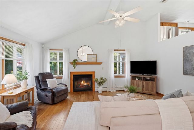 401 Gondola Avenue, Jamestown, RI 02835