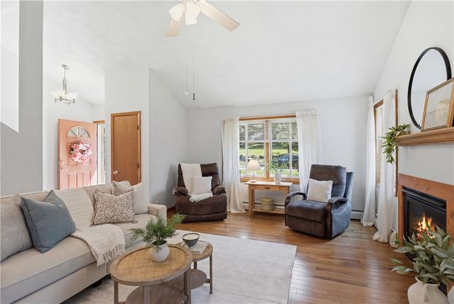 401 Gondola Avenue, Jamestown, RI 02835