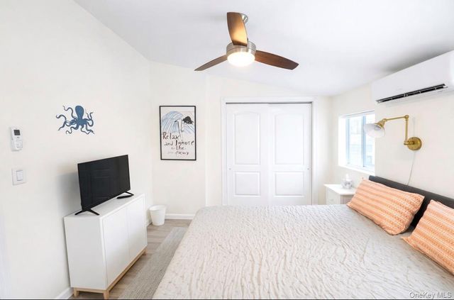 24 Anchor Path, Baiting Hollow, NY 11933